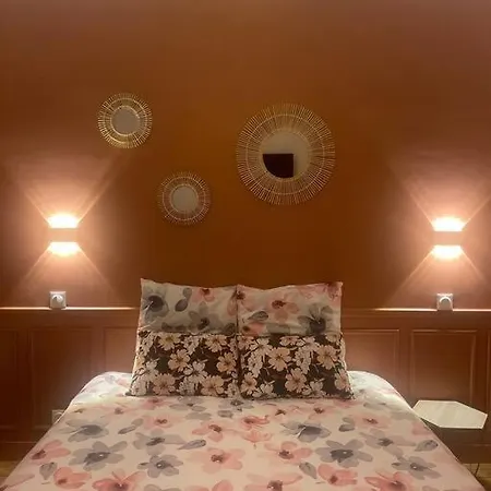 Mira - Sublime Close To Train Station Apartment *