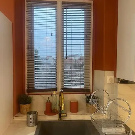 Apartment Mira - Sublime Close To Train Station